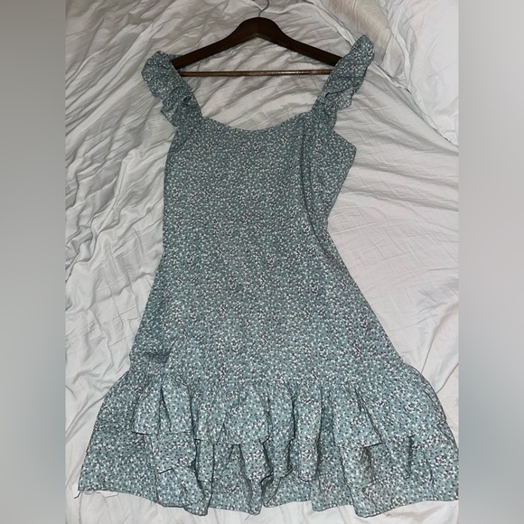 Floral Ruffle Mini Dress ✨💐🌷 - Picture 3 of 4